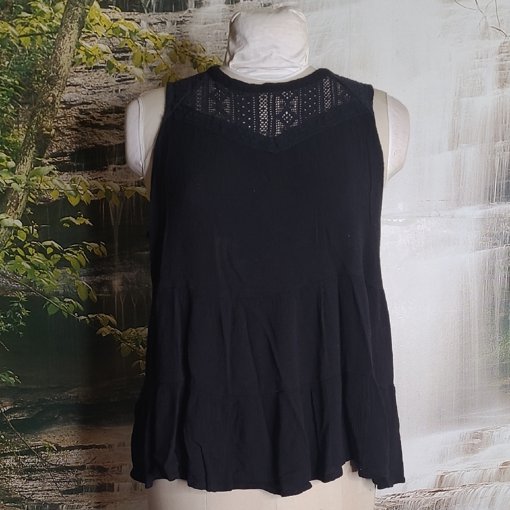 Maurices Womens 2X Sleeveless Black Lace Top Keyhole Back Flowy Soft Rayon